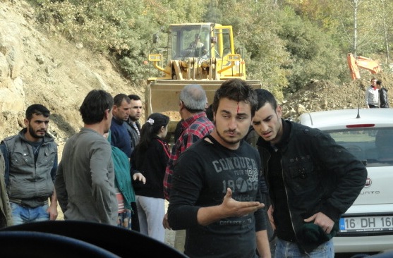 Yolu Engelleyen Kepe